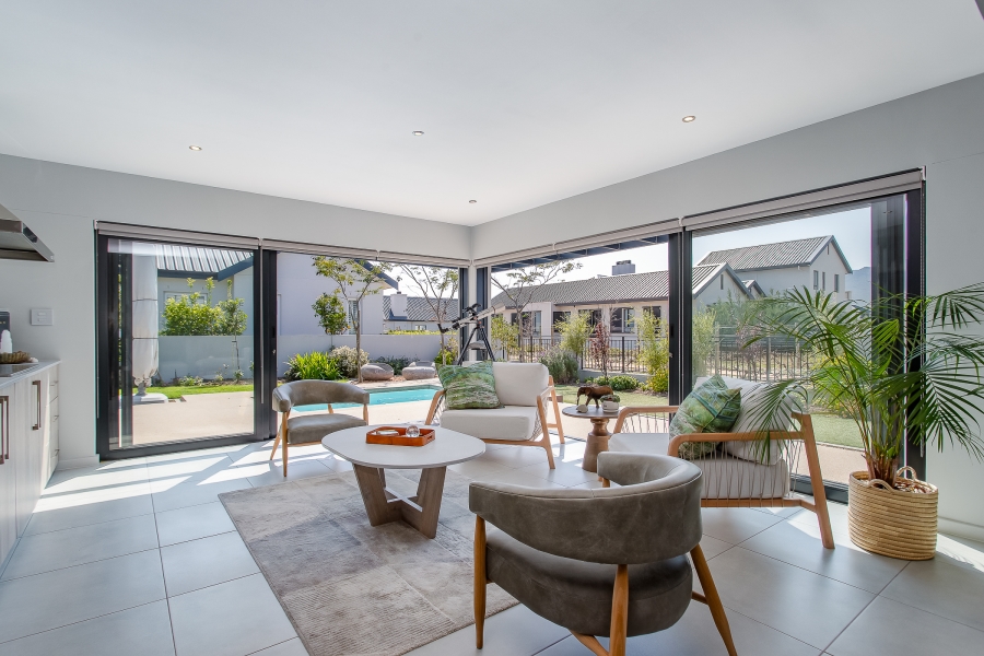 4 Bedroom Property for Sale in Val De Vie Estate Western Cape